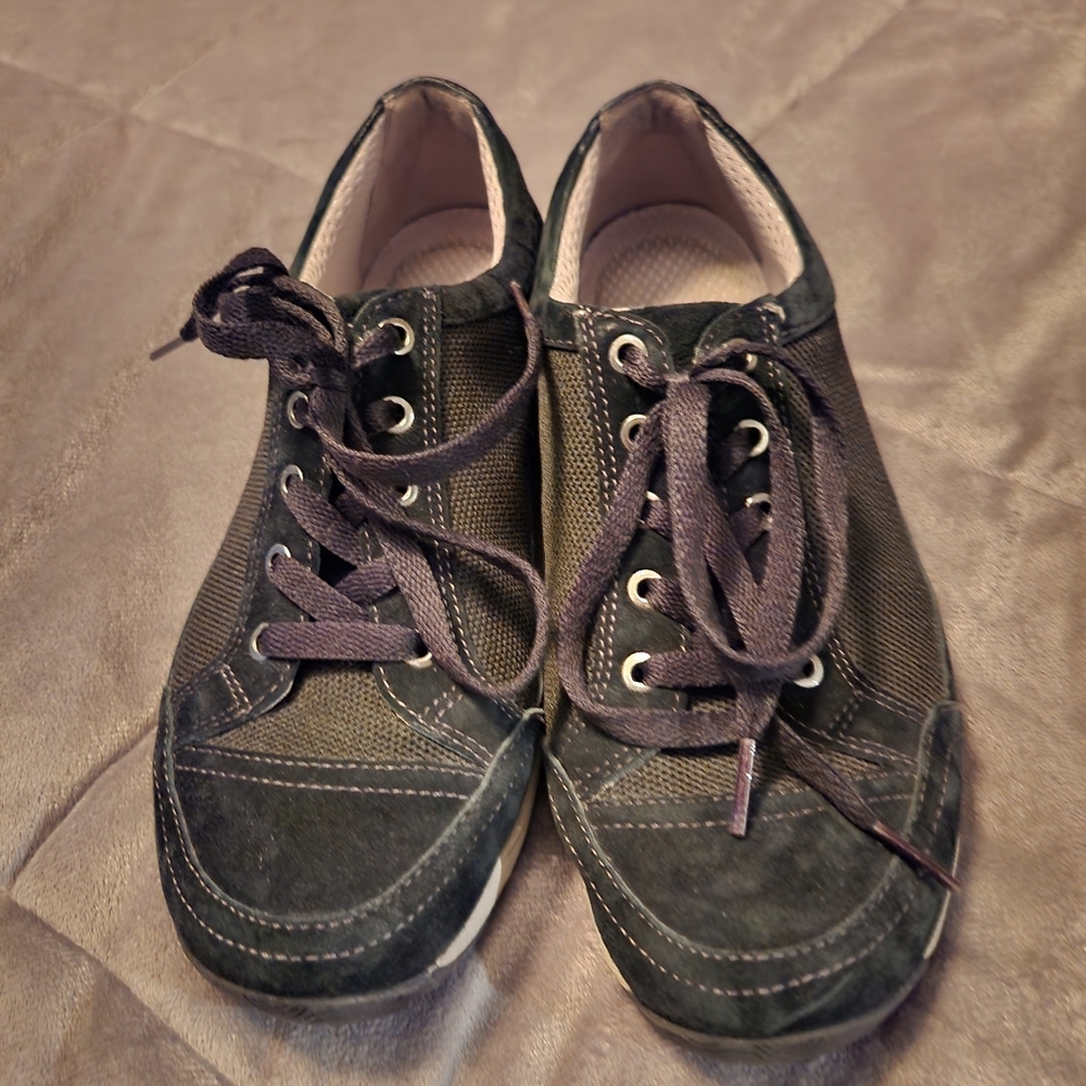 Black Dansko Lace Up Shoes size 38